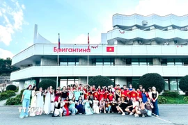 Đoàn Việt Nam tham dự Trại hè "Ocean". (Ảnh: Tâm Hằng/TTXVN)