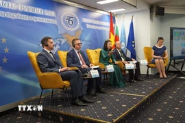 Đại sứ Nguyễn Thị Minh Nguyệt phát biểu tại Diễn đàn. (Ảnh: TTXVN phát)