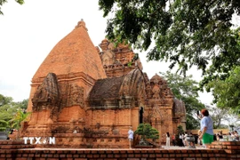 Tháp Bà Ponagar. (Ảnh: Nhật Anh/TTXVN)