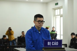 Hà Nội hoãn phiên xét xử đối tượng hành hung phụ nữ ở sảnh thang máy chung cư 