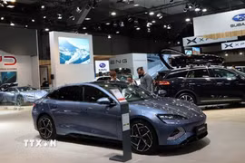 Nhà sản xuất xe Trung Quốc BYD giới thiệu nhiều mẫu xe tích hợp công nghệ cao tại Triển lãm. (Ảnh: Hương Giang/TTXVN)