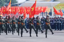 Lực lượng quân đội tham gia hợp luyện diễu binh, diễu hành tại Biên Hòa, Đồng Nai. (Ảnh: Dương Giang/TTXVN)