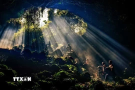 Núi lửa Nâm Blang có địa chất, địa mạo độc đáo với nhiều dấu tích cư trú của người tiền sử. (Ảnh: TTXVN phát)