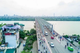 Cầu Chương Dương bắc qua sông Hồng. (Nguồn: Vietnam+)
