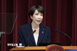 Thủ tướng Nhật Bản Sanae Takaichi phát biểu tại cuộc họp báo ở Tokyo ngày 19/1/2026. (Ảnh: Kyodo/TTXVN)