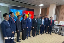 Quang cảnh một buổi làm việc. (Ảnh: Vietnam+)