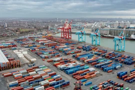 Cảng hàng hóa Liverpool, Anh. (Ảnh: THX/TTXVN)