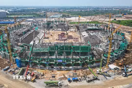 Dự kiến, sân vận động PVF sẽ hoàn thiện toàn bộ các hạng mục vào tháng 3/2027. (Ảnh: Minh Quyết/TTXVN)