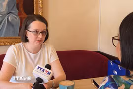 Phó giáo sư Ekaterina Koldunova trả lời phỏng vấn TTXVN tại Nga. (Ảnh: Trần Hải/TTXVN)