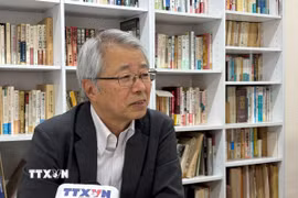 Ông Toshifumi Kitagawa, nhà báo kỳ cựu của báo Akahata của Đảng Cộng sản Nhật Bản, chia sẻ về ấn tượng đối với nền Báo chí Cách mạng Việt Nam. (Ảnh: Xuân Giao/TTXVN )