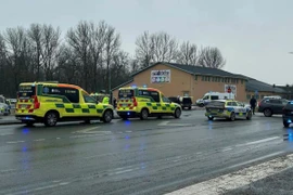 Cảnh sát khuyến cáo mọi người tránh xa hiện trường vụ án trong khi chiến dịch an ninh đang diễn ra. (Ảnh: azertac)