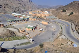 Cửa khẩu Torkham ở biên giới Pakistan- Afghanistan. (Ảnh: THX/TTXVN)