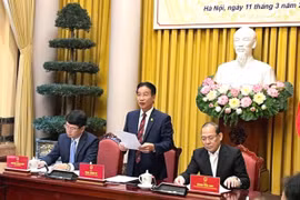Phó Chủ nhiệm Văn phòng Chủ tịch nước Phạm Thanh Hà công bố Lệnh của Chủ tịch nước công bố Luật Ban hành văn bản quy phạm pháp luật vừa được Quốc hội thông qua. (Ảnh: Báo Điện tử Chính phủ)