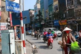 Hà Nội thí điểm cấm xe taxi lưu thông trên phố Khâm Thiên từ 14/2