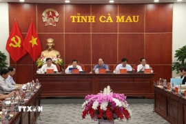 Lãnh đạo hai tỉnh Cà Mau và Bạc Liêu dự Hội nghị. (Ảnh: Kim Há/TTXVN)