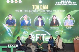 Đại biểu chia sẻ thông tin về thực phẩm, nông sản minh bạch tại lễ ra mắt AFT Connect. (Ảnh: Xuân Anh/TTXVN)