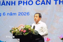 Ủy viên Bộ Chính trị, Bí thư Thành ủy Hà Nội Trần Đức Thắng phát biểu tại Hội nghị. (Ảnh: Thanh Liêm/TTXVN)