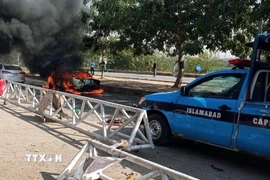 Hiện trường một vụ đánh bom liều chết tại Islamabad, Pakistan. (Ảnh: THX/TTXVN)