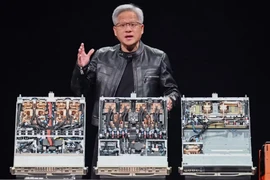 Tổng Giám đốc điều hành (CEO) Nvidia Jensen Huang phát biểu tại hội chợ công nghệ. (Ảnh: nikkei asia)