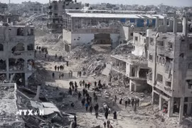Các tòa nhà bị phá hủy do xung đột tại Jabalia, Dải Gaza. (Ảnh: THX/TTXVN)