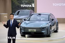 Mẫu xe điện bZ7 của Toyota. (Ảnh: Kyodo/TTXVN)