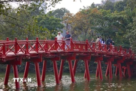 Không khí của Hà Nội ở mức trung bình. (Ảnh: Thanh Tùng/TTXVN)
