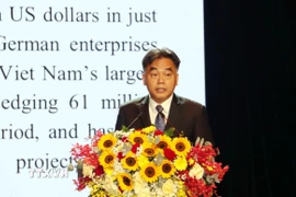 Ông Nguyễn Lộc Hà, Phó Chủ tịch Ủy ban Nhân dân Thành phố Hồ Chí Minh, phát biểu chúc mừng tại buổi lễ. (Ảnh: Xuân Khu/TTXVN)