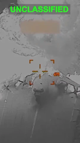 Không quân Mỹ tung video triệt hạ loạt máy bay quân sự Iran đỗ trên đường băng