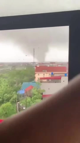 Hình ảnh cơn dông kinh khủng khiến 6 người tử vong ở Ninh Bình