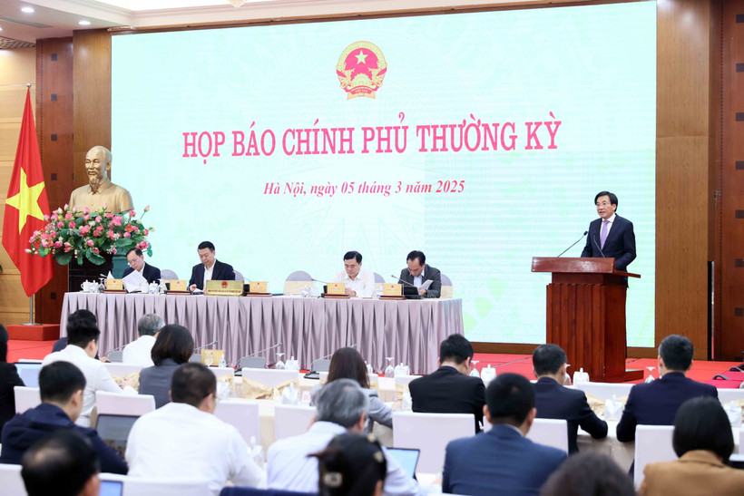 Toàn cảnh họp báo Chính phủ tháng 2/2025. (Ảnh: An Đăng/TTXVN) 
