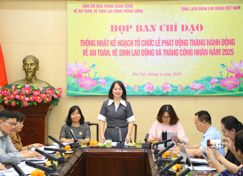 Họp báo về tình hình tai nạn lao động 2024 và Tháng An toàn vệ sinh lao động năm 2025. (Ảnh: PVVietnam+)