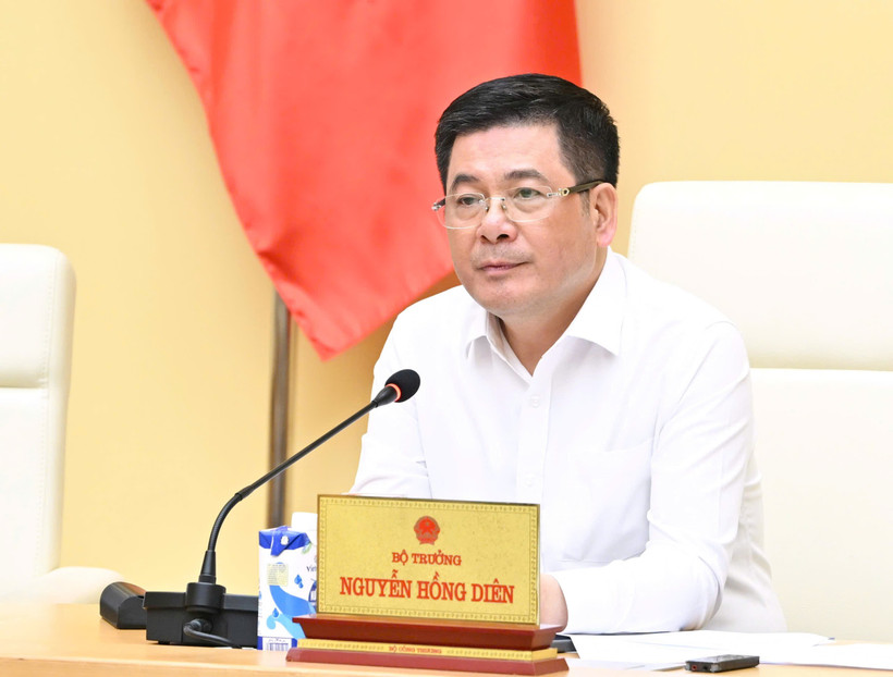 Bộ trưởng Bộ Công Thương Nguyễn Hồng Diên đã có thư gửi Bộ trưởng Thương mại Hoa Kỳ (DOC) đề nghị quan tâm, xem xét khách quan để đảm bảo kết quả hợp lý đối với các doanh nghiệp xuất khẩu tôm Việt Nam. (Ảnh: CTV/Vietnam+)