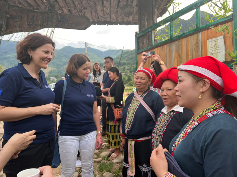  Các mục tiêu của Chính phủ thể hiện sự rõ tập trung, ưu tiên cho vùng khó khăn, lõi nghèo, vùng đồng bào dân tộc thiểu số nhằm rút ngắn dần khoảng cách phát triển giữa các vùng. (Ảnh: PV/Vietnam+)