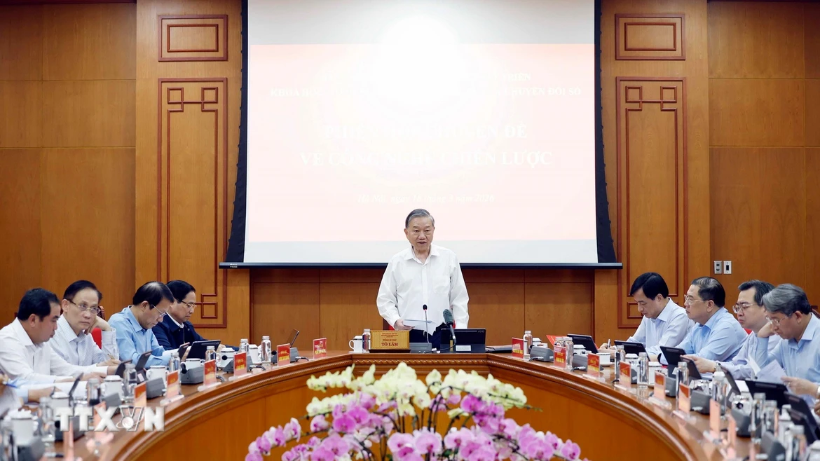 Tổng Bí thư Tô Lâm, Trưởng Ban Chỉ đạo Trung ương về phát triển khoa học, công nghệ, đổi mới sáng tạo và chuyển đổi số phát biểu. (Ảnh: Thống Nhất/TTXVN)