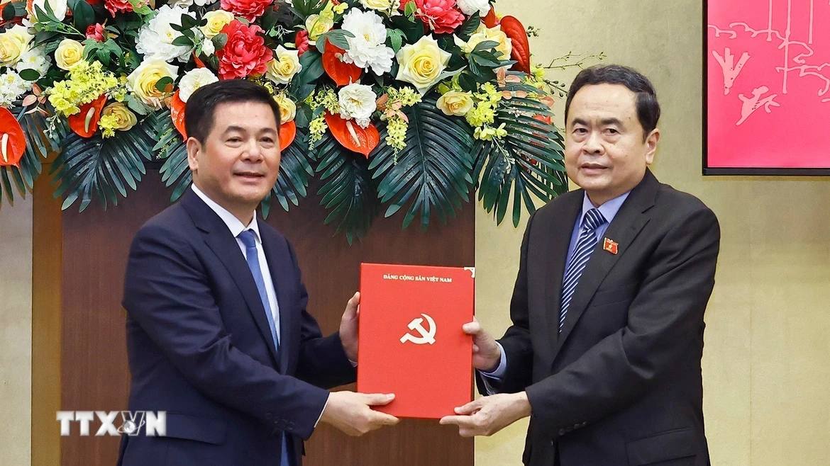 Chủ tịch Quốc hội Trần Thanh Mẫn chủ trì hội nghị. (Ảnh: Doãn Tấn/TTXVN)