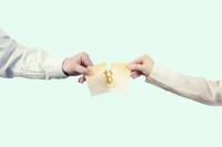 Hình ảnh minh họa đồng tiền kỹ thuật số Bitcoin. (Ảnh: Reuters/TTXVN)