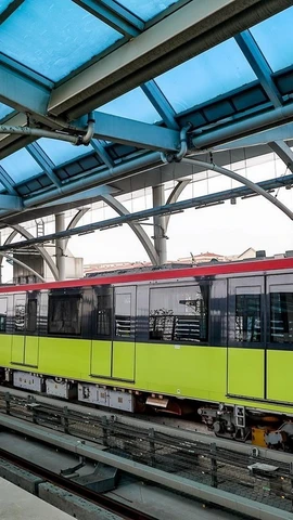 Tuyến đường sắt đô thị đoạn Nhổn-Ga Hà Nội. (Ảnh: Trung Nguyên/TTXVN)