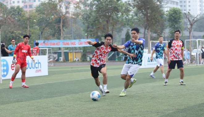 giai-bong-da-thanh-nien-1.jpg