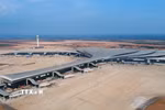 Sân đỗ tàu bay, nhà ga hành khách sân bay Long Thành đã cơ bản hoàn thành các phần việc chính. (Ảnh: Công Phong/TTXVN)