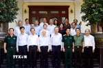 Tổng Bí thư, Chủ tịch nước Tô Lâm cùng Đoàn công tác Trung ương đến thăm nguyên Chủ tịch nước Nguyễn Minh Triết. (Ảnh: Thống Nhất/TTXVN)
