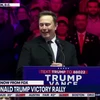 Elon Musk "chiếm sóng" tại lễ vận động của ông Trump