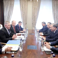 Tổng Bí thư Tô Lâm gặp Thủ tướng Slovakia Robert Fico. (Ảnh: Thống Nhất/TTXVN)