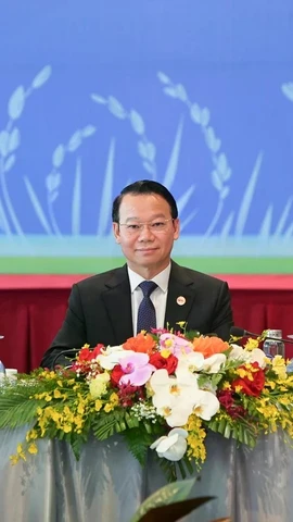 Bộ trưởng Bộ Nông nghiệp và Môi trường Đỗ Đức Duy chủ trì phiên thảo luận cấp Bộ trưởng trong khuôn khổ Hội nghị P4G. (Ảnh: Tùng Đinh).