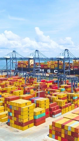 Bộ Xây dựng giảm giá dịch vụ hoa tiêu để hỗ trợ vận tải biển Việt Nam. (Ảnh minh họa: PV/Vietnam+)