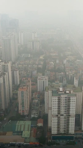 Hà Nội ô nhiễm không khí ở mức cao. (Ảnh: Hoài Nam/Vietnam+)