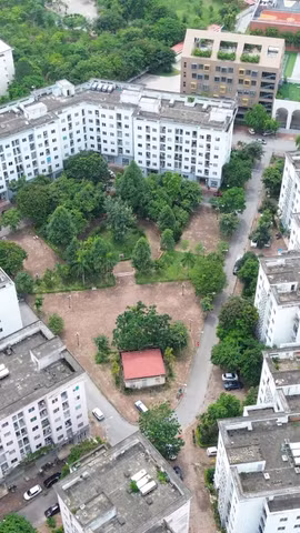 Nhà ở xã hội là nhu cầu cấp thiết của người dân có thu nhập thấp. (Ảnh: Khánh Hùng/Vietnam+)
