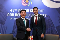 Bộ trưởng Bộ Công Thương Nguyễn Hồng Diên và Bộ trưởng Thương mại quốc tế Canada Maninder Sidhu. (Ảnh: Bộ Công Thương)