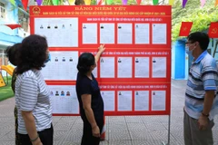Bộ Nội vụ vừa hướng dẫn các địa phương tiếp tục thực hiện các chính sách đối với cán bộ không tái cử, tái bổ nhiệm. (Ảnh: PV/Vietnam+)