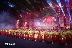 Tiết mục văn nghệ tại lễ hội đền Trần, tỉnh Hưng Yên năm 2026. (Ảnh: Đinh Văn Nhiều/TTXVN)
