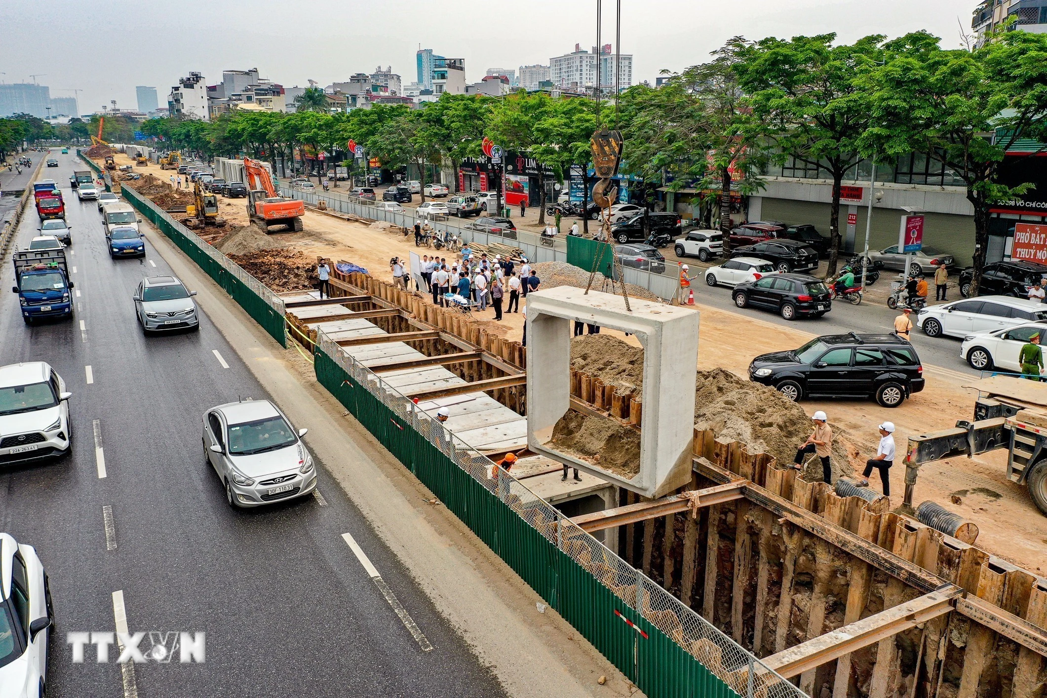 Hà Nội đẩy nhanh tiến độ hai dự án khẩn cấp chống ngập, bổ cấp nước sông Tô Lịch